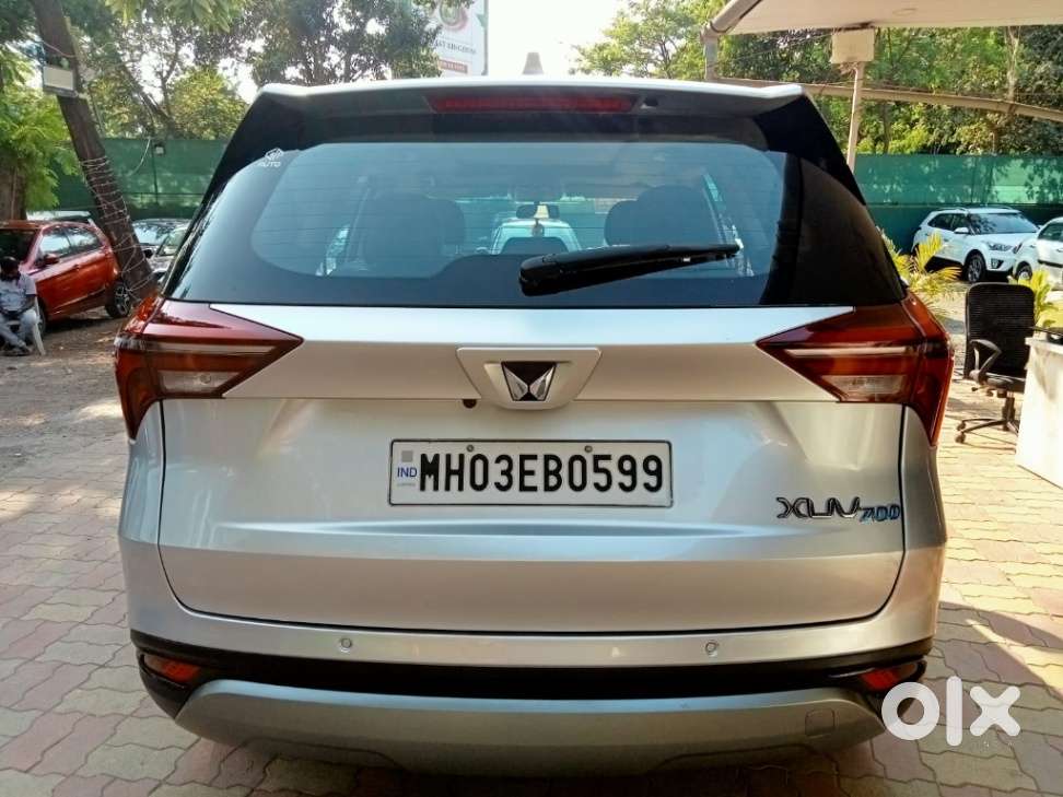 Mahindra Xuv700 2.0 Ax 5 Petrol At Str, 2022, Petrol