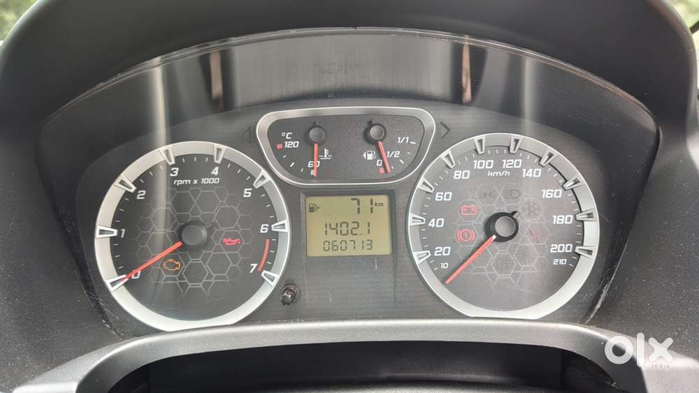Ford Fiesta Model 2010 Year