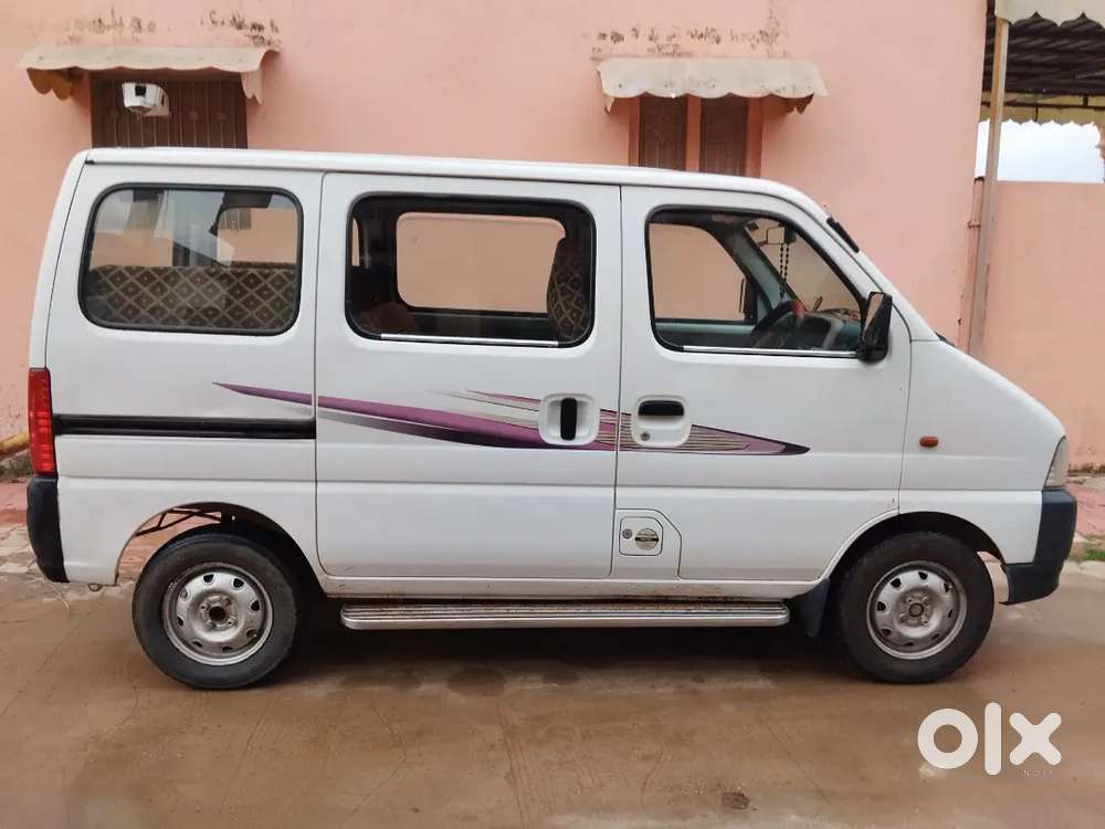 Maruti Suzuki Eeco 2015