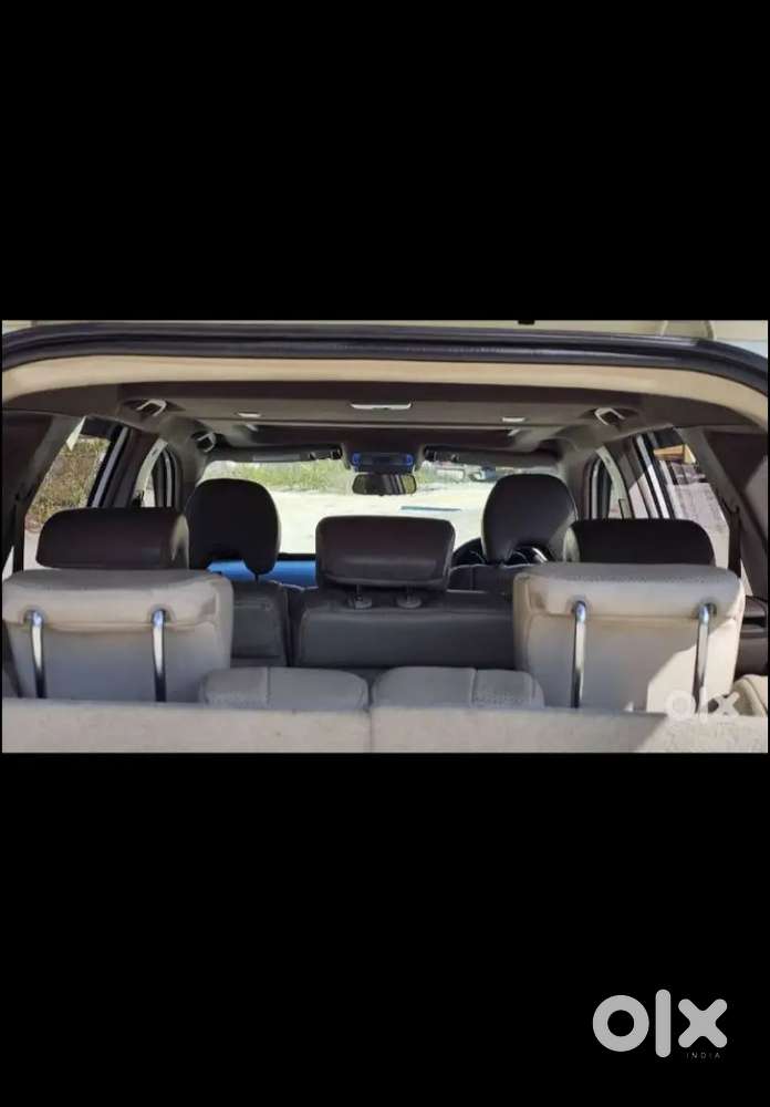 Mahindra Xuv 500 W10 Model Power Seat