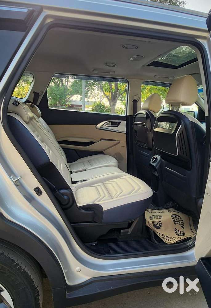 Kia Carens Luxury Plus Turbo Dct 8 Seater, 2023, Petrol