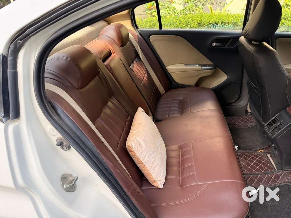Honda City Petrol 2014  New Brown Seat Covers And Footmat