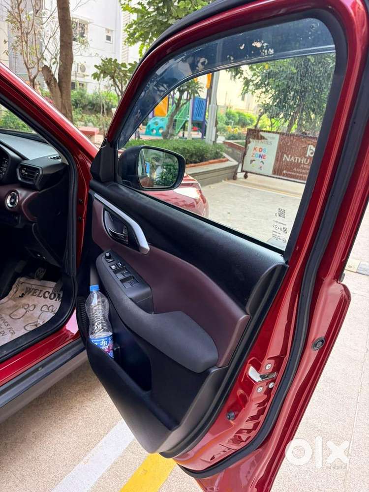 Maruti Suzuki Grand Vitara 2023 Petrol 22906 Km Driven