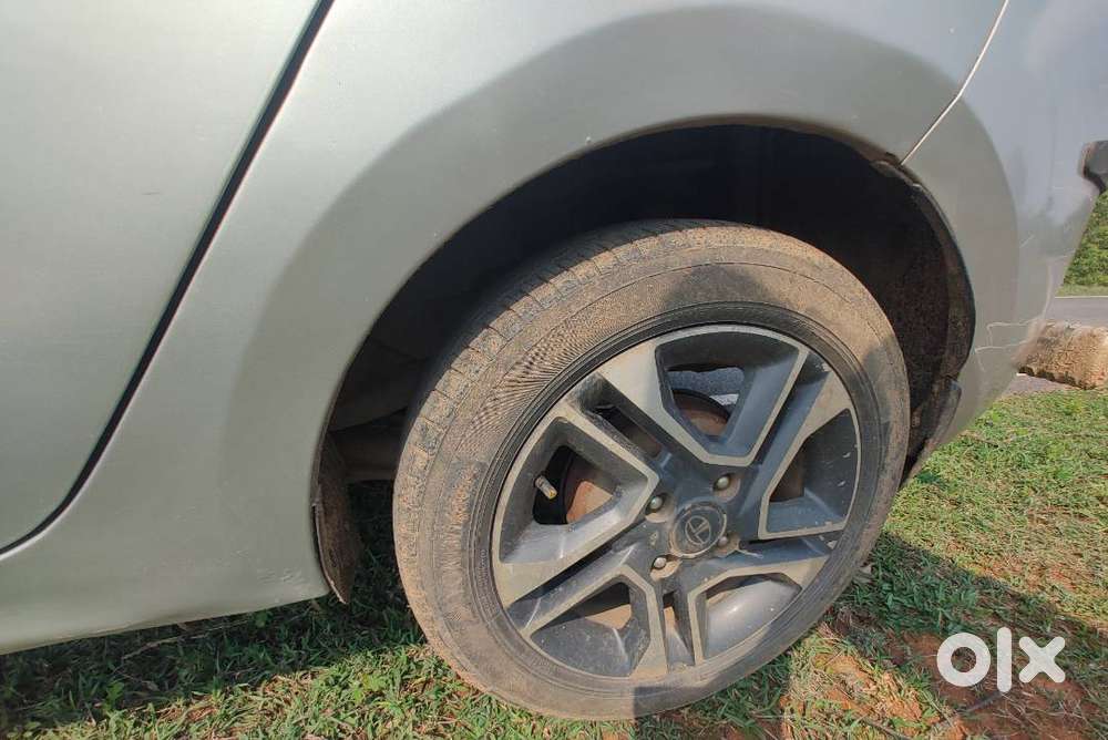 Tata Tigor Xz (o)