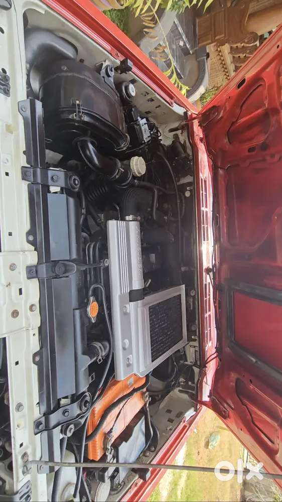 Mitsubishi Pajero ,clean Engine Room With No Accident History
