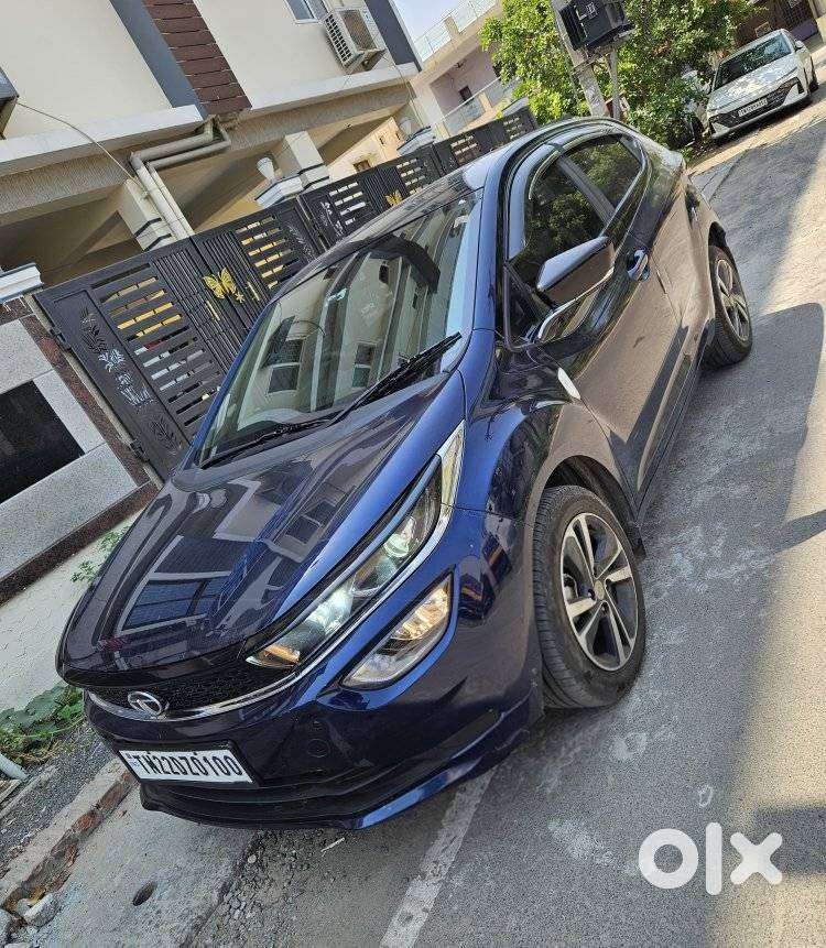 Tata Altroz Xza Plus (s), 2023, Petrol