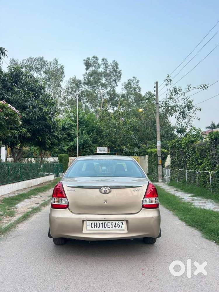 Toyota Etios, 2011, Petrol