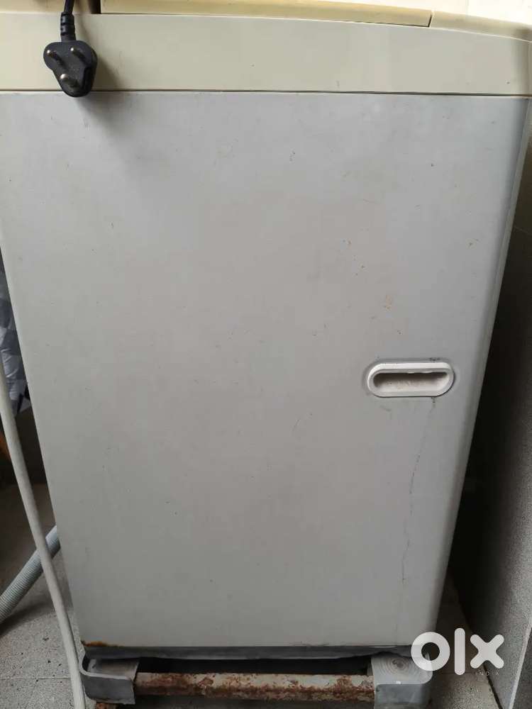 6.5 kg Fully Automatic LG washing machine