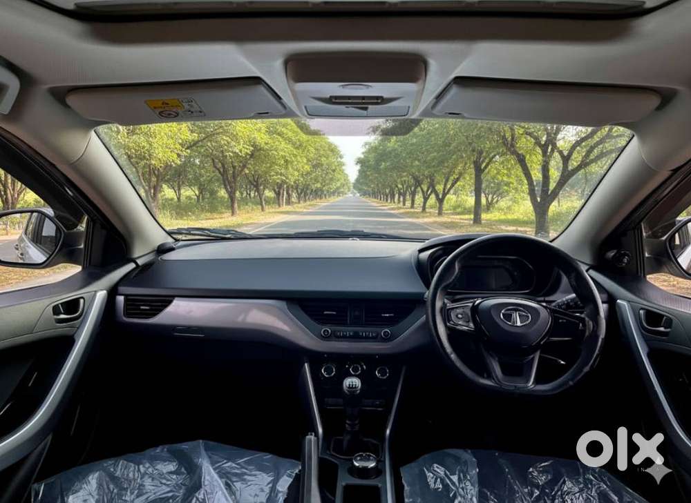 Tata Nexon 1.2 Revotron Xm (s), 2022, Petrol