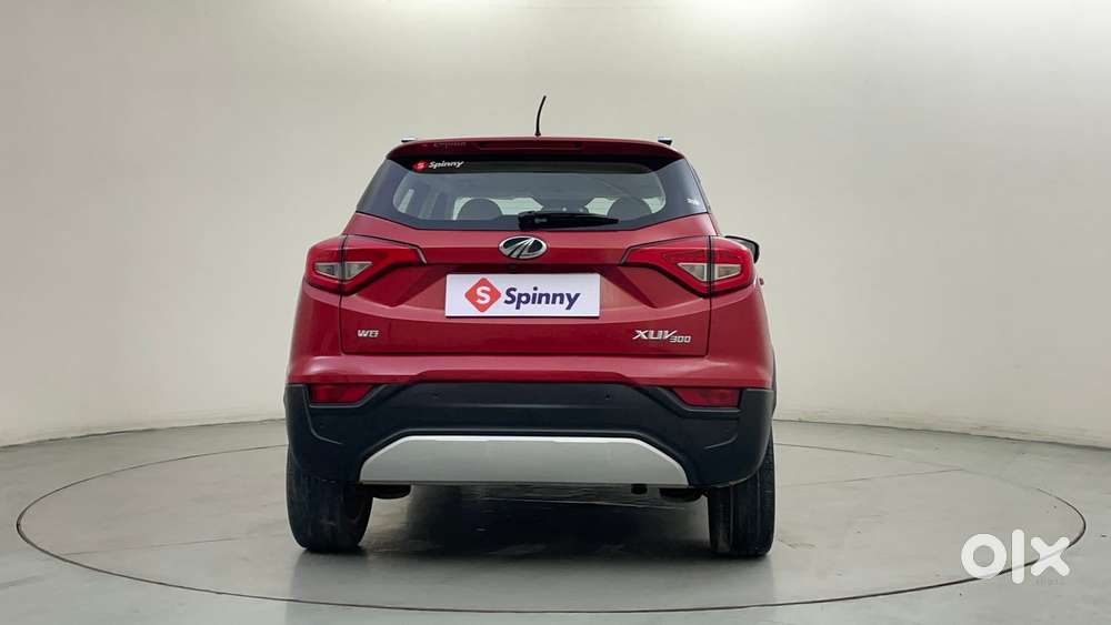 Mahindra XUV300 W8 Option, 2019, Petrol