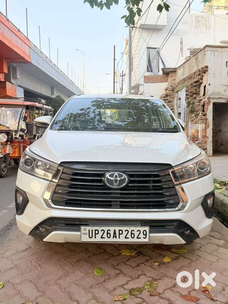 Toyota Innova Crysta 2.4 V 7 Str, 2022, Petrol
