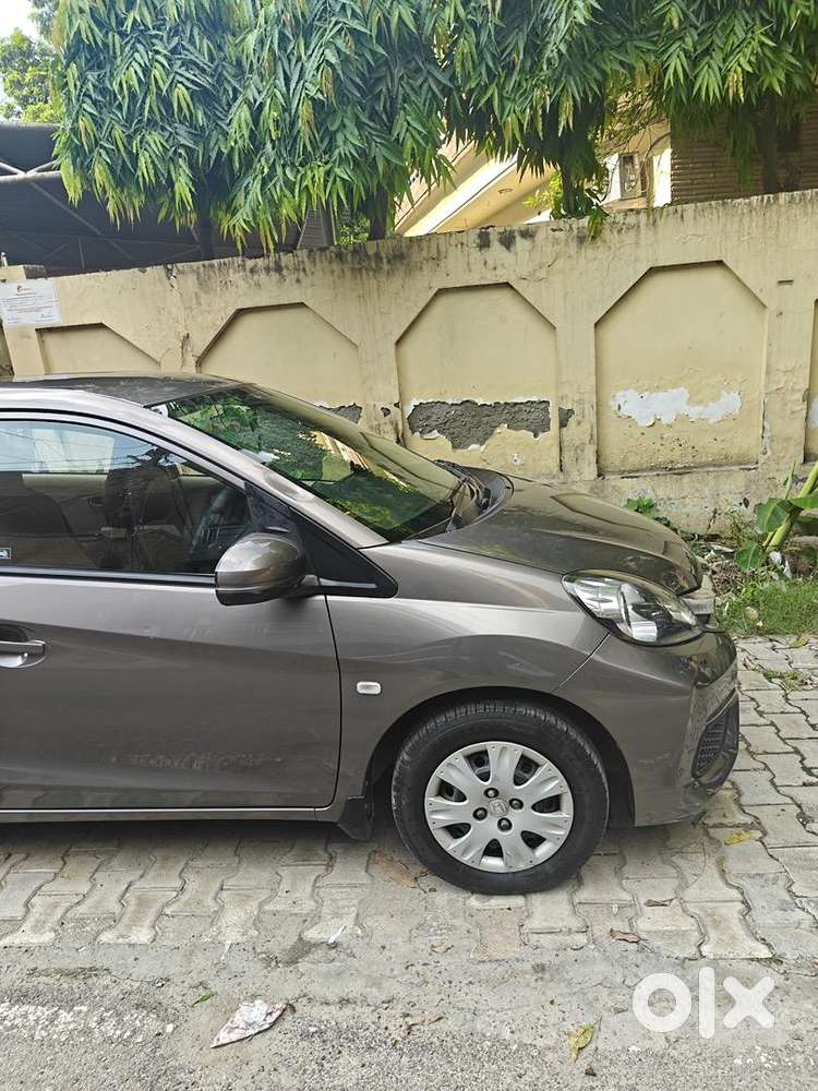 Honda Amaze 2017 Cng & Hybrids Well Maintained