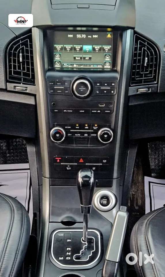 Mahindra Xuv500 At W10 Fwd, 2018, Diesel