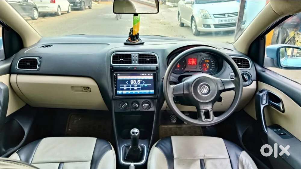 Volkswagen Polo Petrol Highline 1.2l, 2013, Petrol