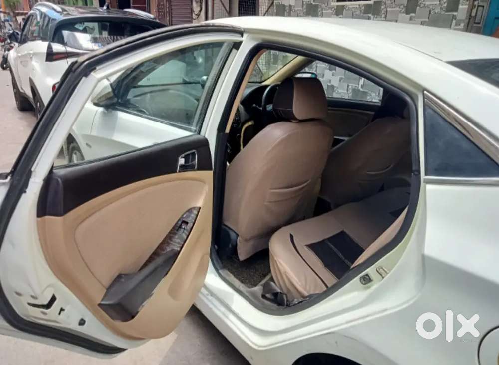 Hyundai Verna Sx 2011