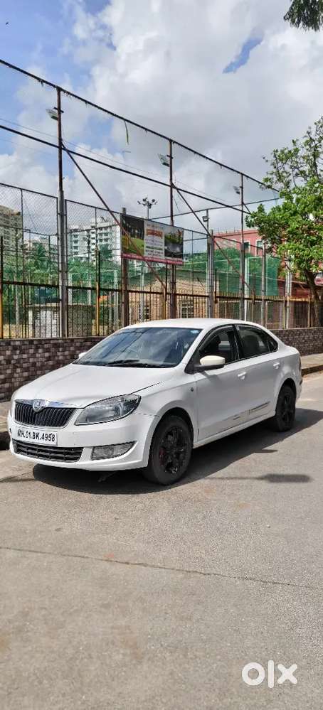 Skoda Rapid 1.6 Elegance 2014