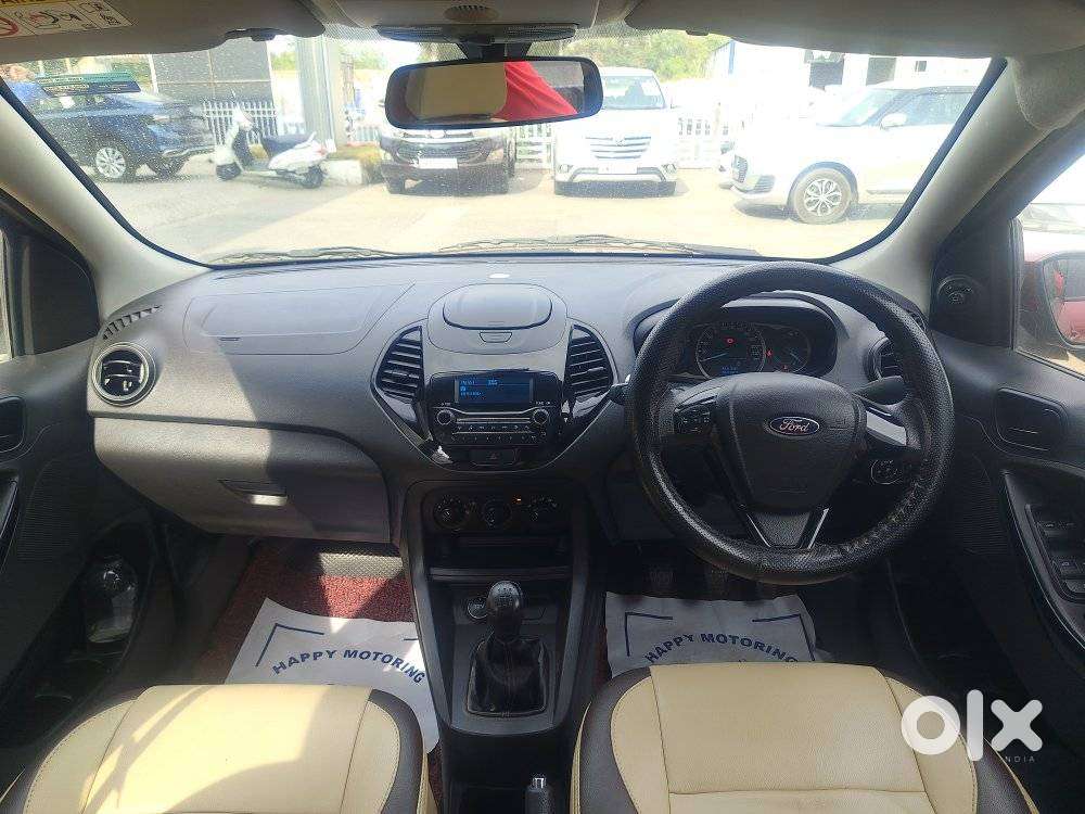 Ford Figo 2012-2015 Petrol Titanium, 2021, Petrol