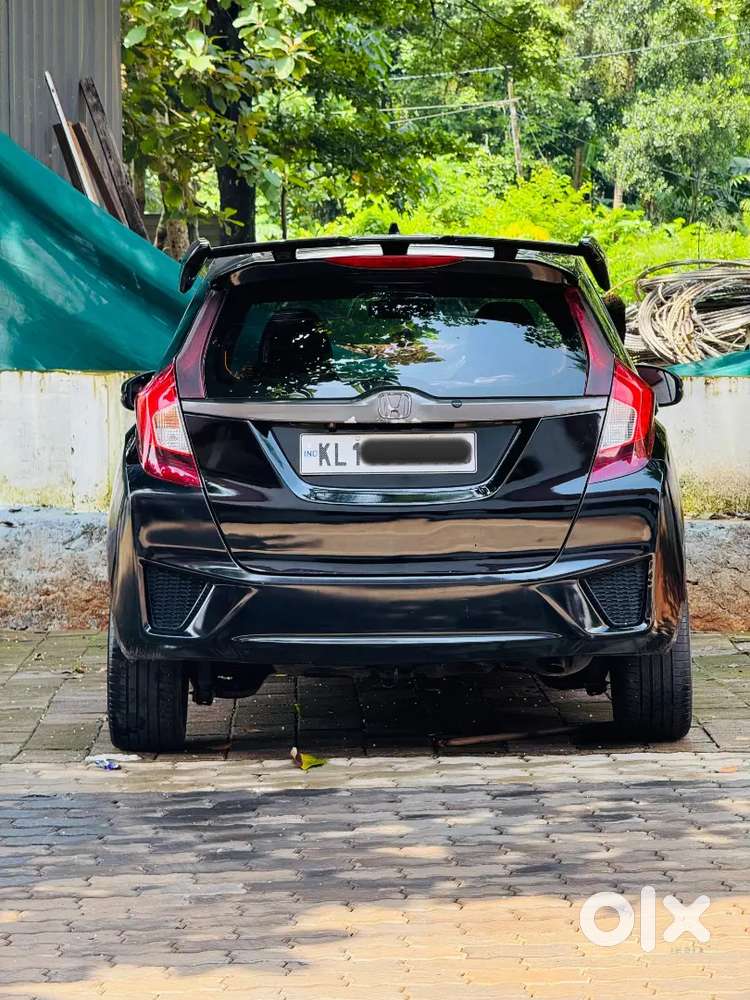 2016 Honda Jazz Sv Diesal Original Kerala Well Maintained Car