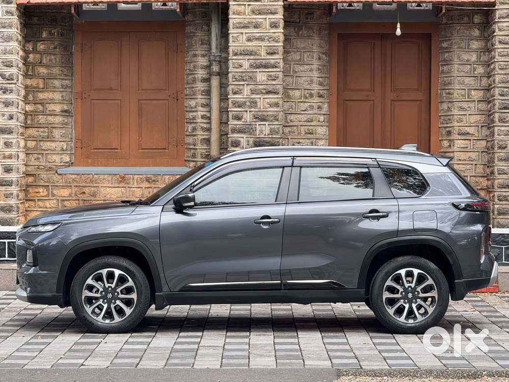 Maruti Suzuki Grand Vitara 1.5 Delta Smart Hybrid At, 2025, Petrol