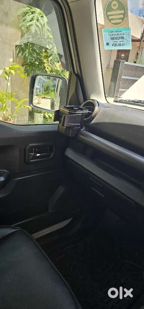 Jimny Alpha At Maruti 2024 White Colour
