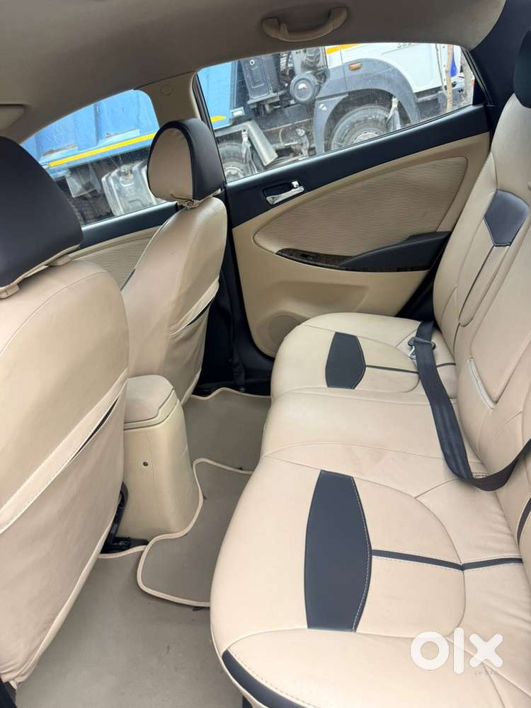 Hyundai Verna Petrol 2011