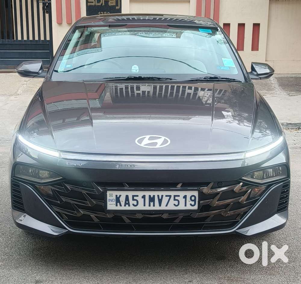 Hyundai Verna 1.5 Mpi Mt Sx (o), 2023, Petrol