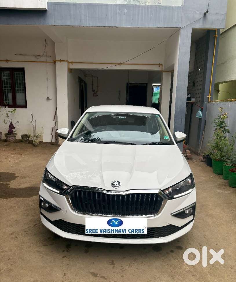 Skoda Slavia 1.0 Ambition Tsi, 2022, Petrol