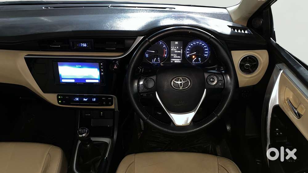 Toyota Corolla Altis 1.8 Gl, 2018, Petrol