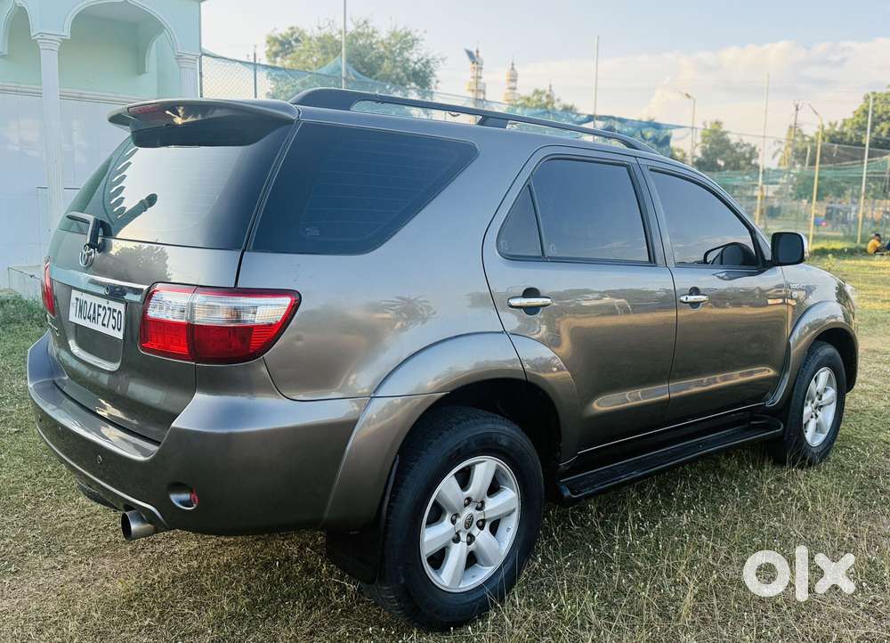 Toyota Fortuner 3.0 4x4 Manual, 2010, Diesel