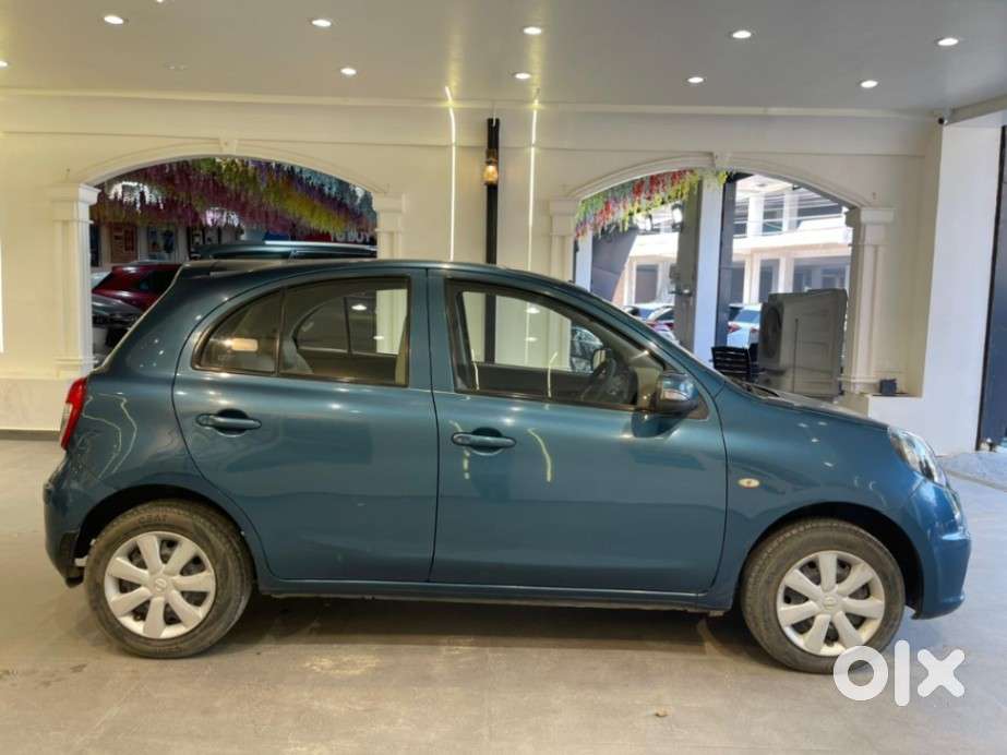 Nissan Micra Active Xv, 2015, Petrol