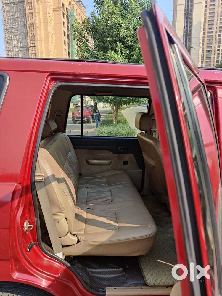 Chevrolet Tavera Ls 10 Str Bs Iv, 2016, Diesel