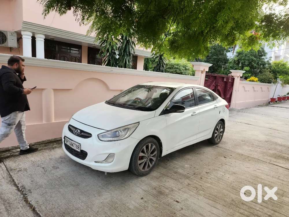 Hyundai Verna 2014 Diesel 98000 Km Driven