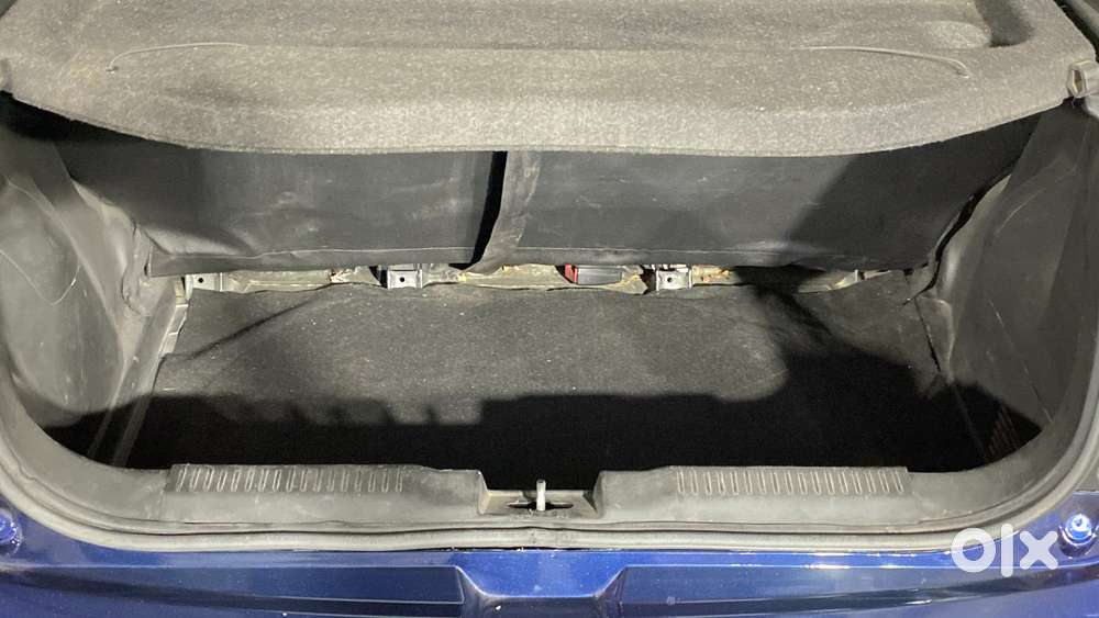 Maruti Suzuki Swift Amt Vxi, 2018, Petrol