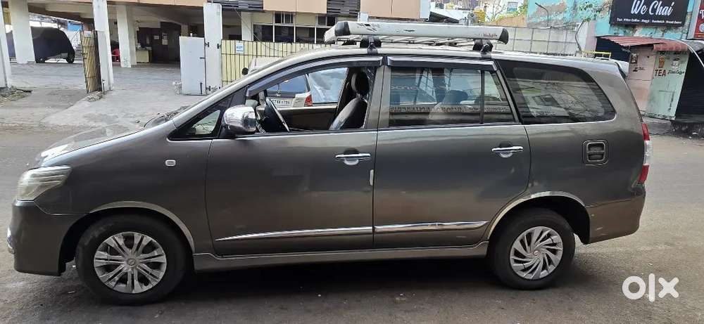 Toyota Innova 2016