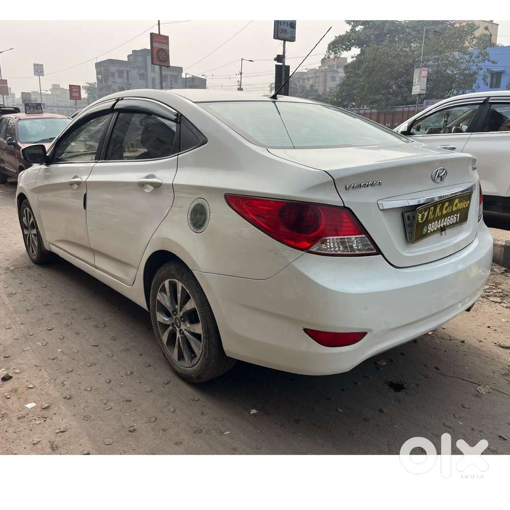 Hyundai Verna Fluidic 1.6 Vtvt Sx, 2014, Petrol