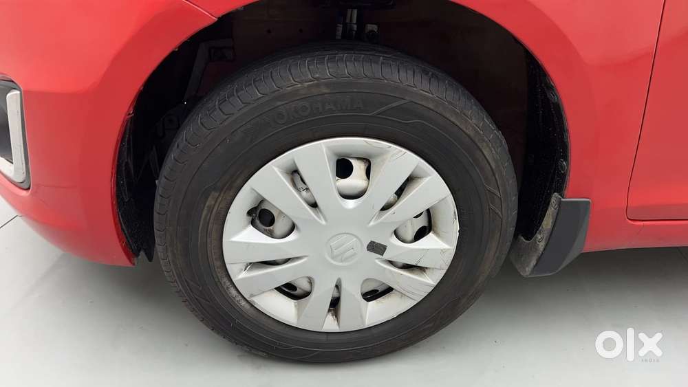Maruti Suzuki Swift 1.2 Lxi (o), 2016, Petrol