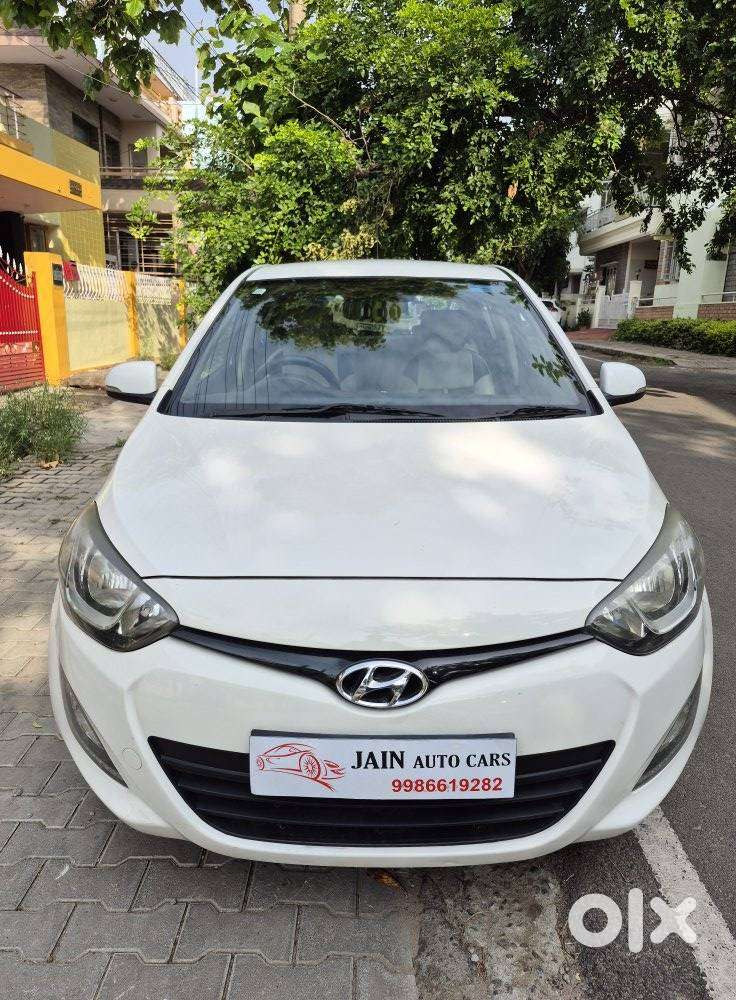 Hyundai I20 Sportz 1.2 Mt, 2014, Petrol