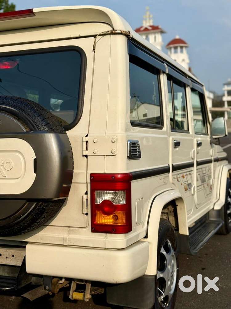 2018 Bolero Zlx Top Variant