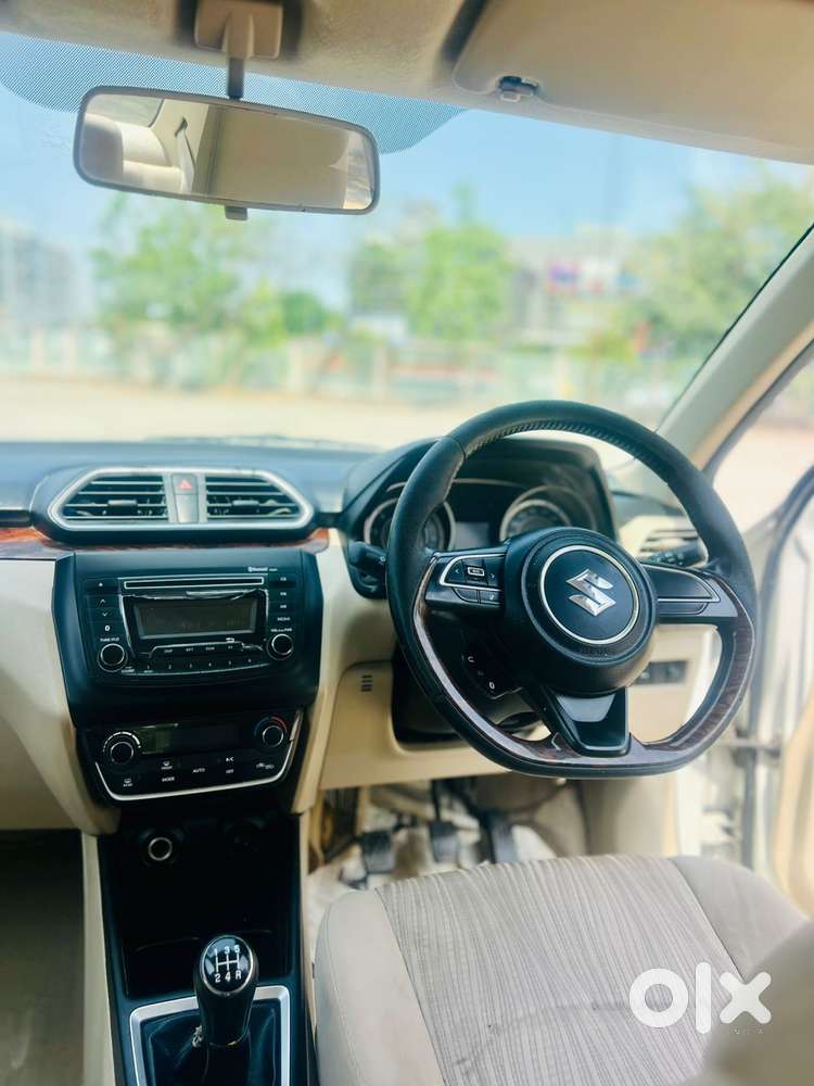 Maruti Suzuki Dzire 1.2 Zxi, 2017, Petrol