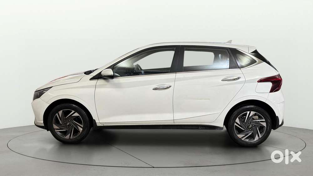 Hyundai New I20 1.2 Asta (o) Mt, 2022, Petrol