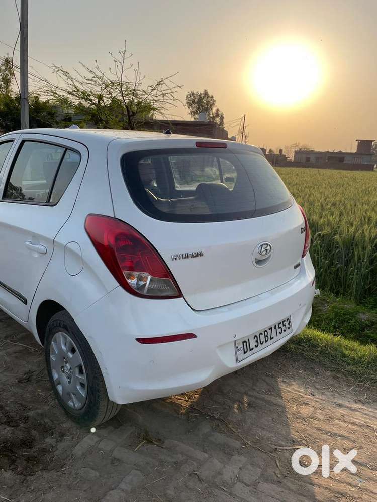 Hyundai I20 Magna Petrol 2012