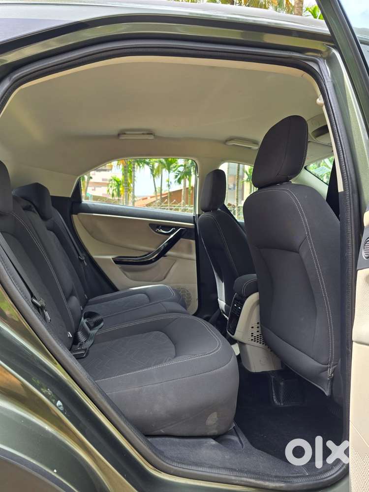 Tata Nexon, 2021, Petrol