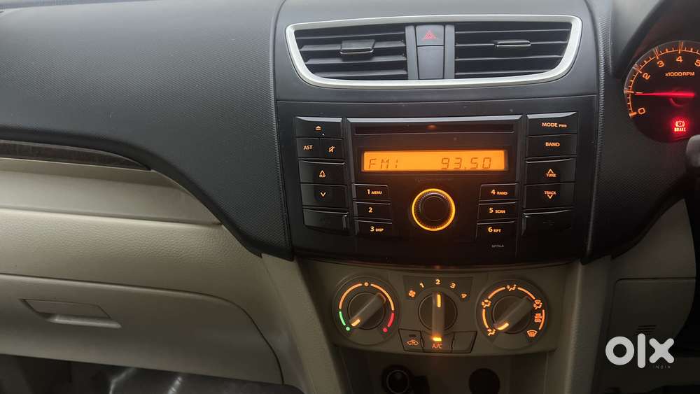 Maruti Suzuki Swift Dzire 1.3 Vxi, 2014, Petrol