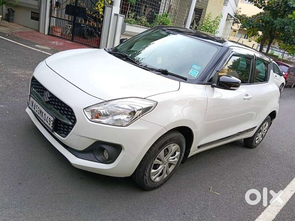 Maruti Suzuki Swift VXi + Manual, 2022, Petrol