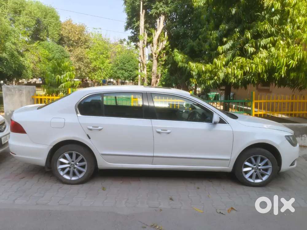 Near And Clean Car