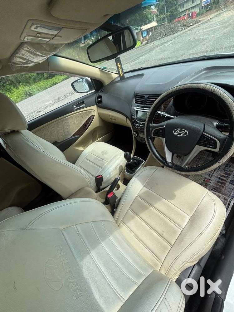 Hyundai Verna Fluidic 1.6 Vtvt Sx Opt, 2013, Petrol