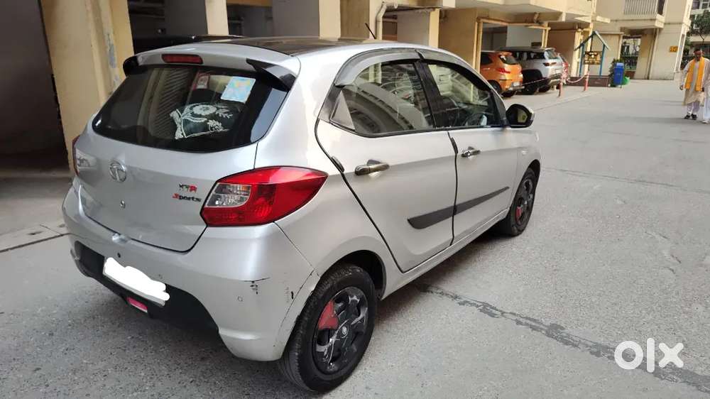 Tata Tiago Xta Automatic