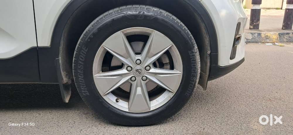 Volvo Xc40 B4 Ultimate, 2022, Petrol