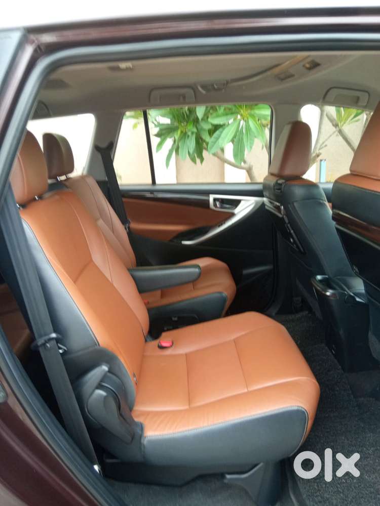 Toyota Innova Crysta 2.8z Automatic, 2018, Diesel