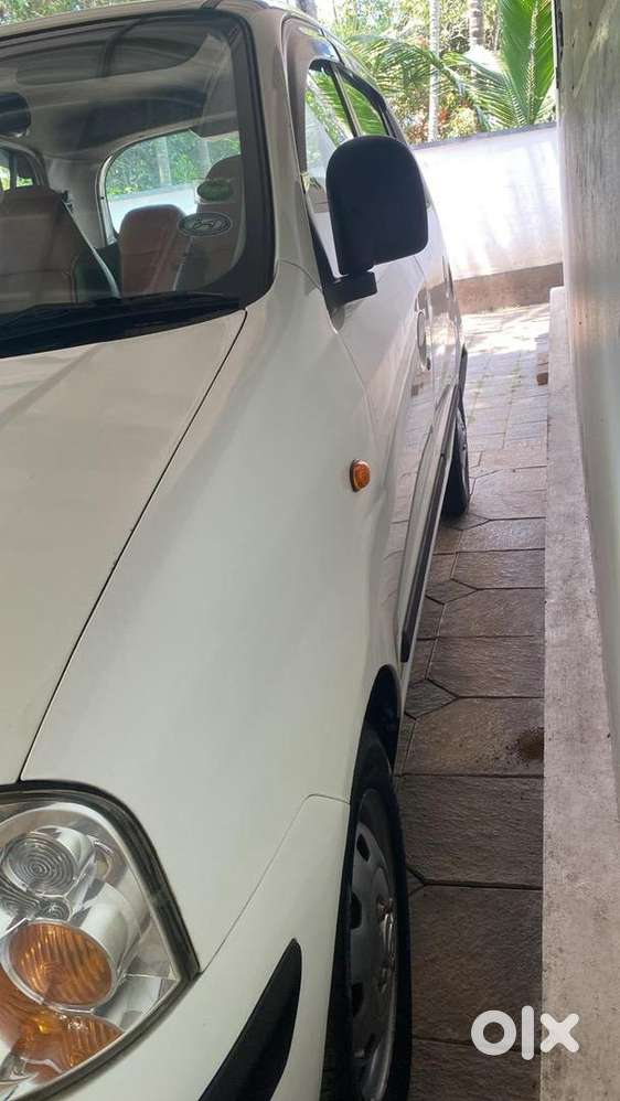 Hyundai Petrol Manual 2011